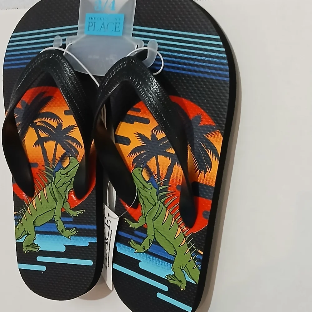 THE‎ CHILDREN'S PLACE BOYS FLIP FLOPS SIZE 3-4